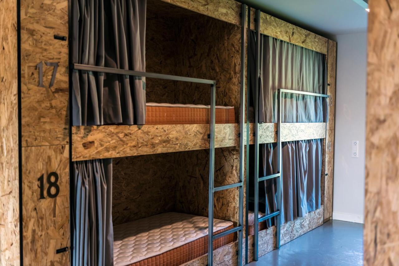 Albergue Santiago 15 Monforte Monforte De Lemos Luaran gambar